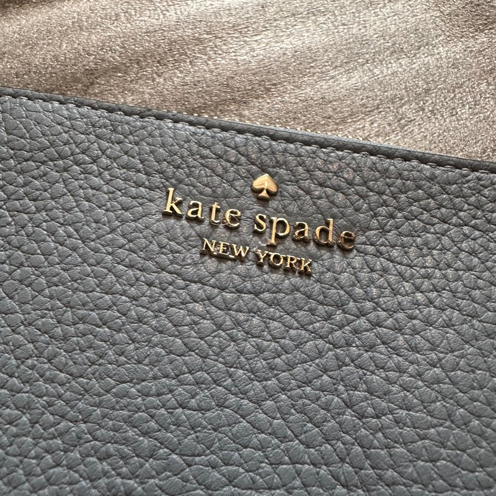 Kate Spade Cornflower Blue Clutch Women's Wallet Light Blue NWT - Picture 2 of 4